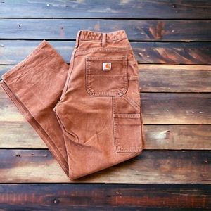 Woman’s Carhartt Work Pants
